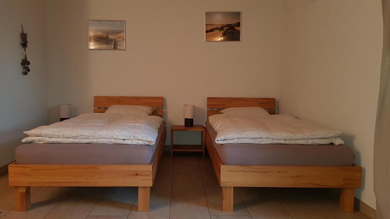 Dans A Apartamento